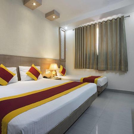 Hotel Baba Inn-By Rcg Hotels Nueva Delhi Exterior foto