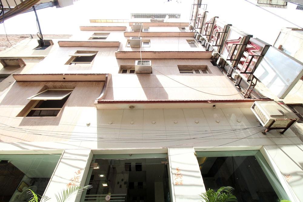 Hotel Baba Inn-By Rcg Hotels Nueva Delhi Exterior foto