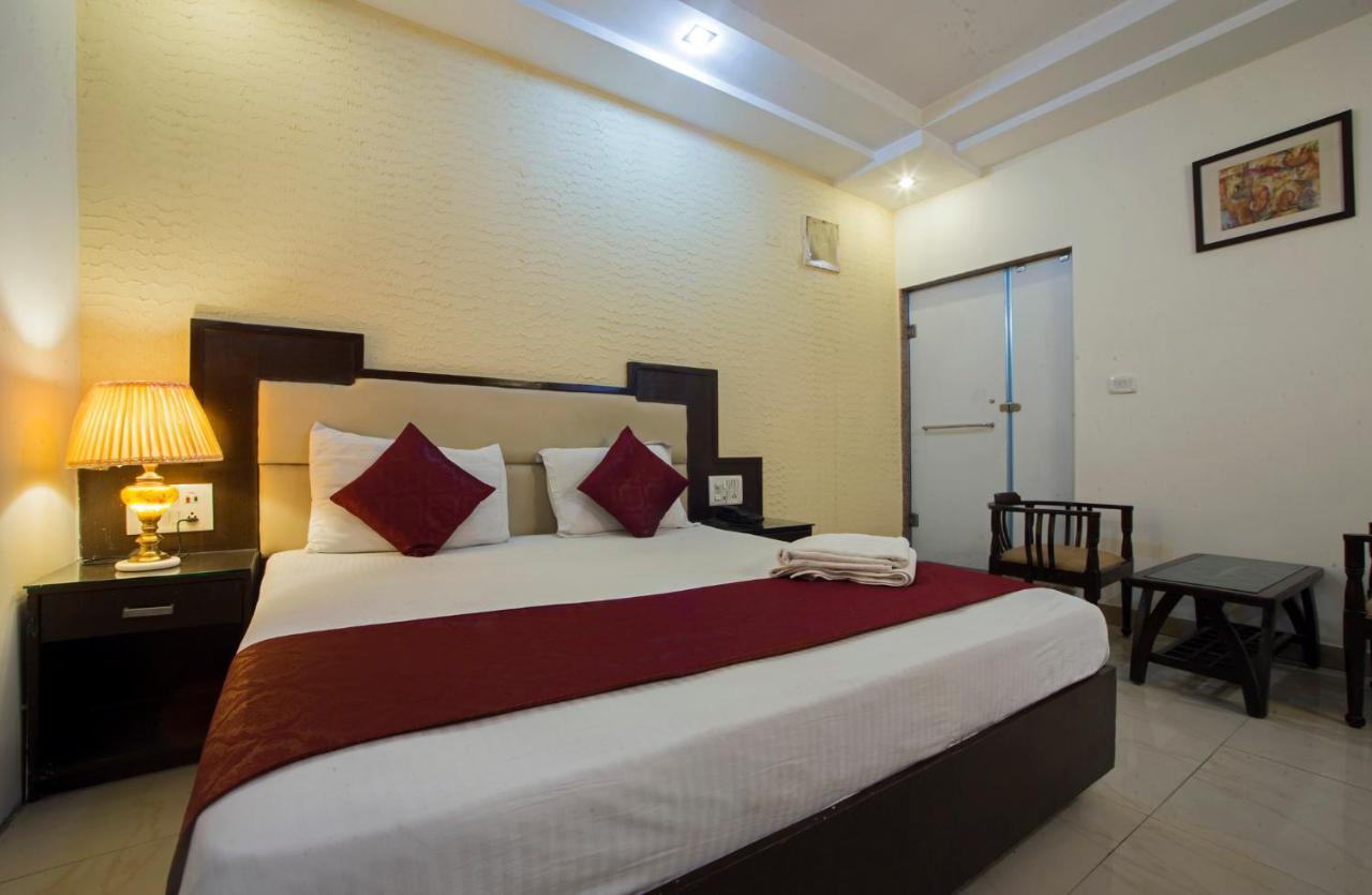 Hotel Baba Inn-By Rcg Hotels Nueva Delhi Exterior foto
